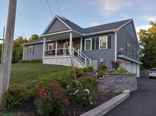 15 James Dr, Hampstead, NH 03841