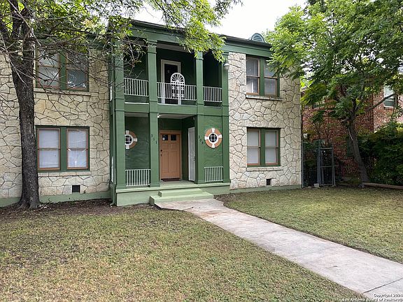 3rd image of 309 E LULLWOOD AVE
