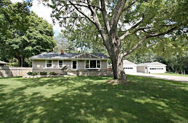1st image of 4120 Glacier Ln N