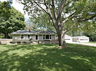 4120 Glacier Ln N, Plymouth, MN 55446