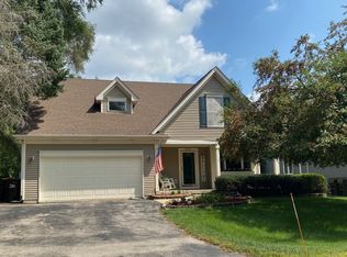 5508 Oakwood Dr, Cary, IL 60013