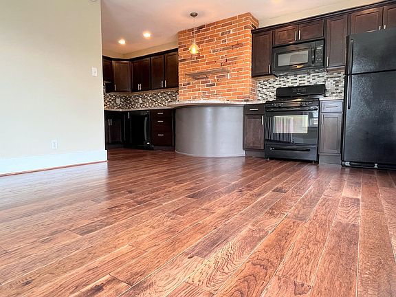 2nd image of 100 York St APT 5