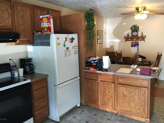 1096 W BLUE LICK Rd, Shepherdsville