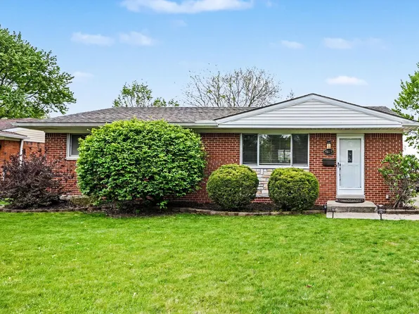 40579 Firwood Dr, Plymouth, MI 48170