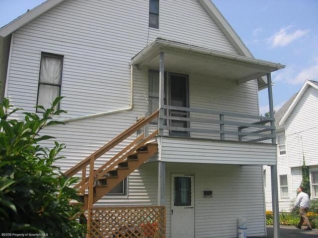 2nd image of 2204 Golden Ave