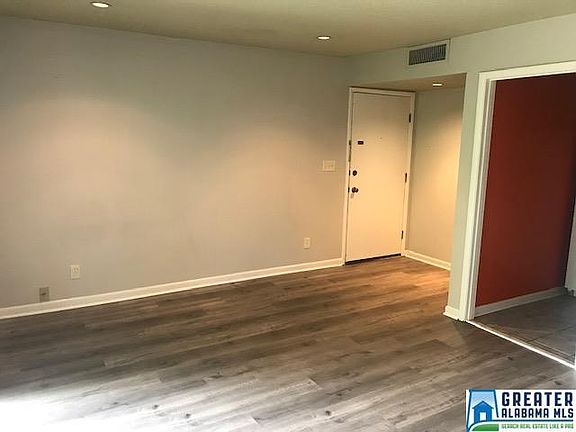 3rd image of 1329 31st St S APT F
