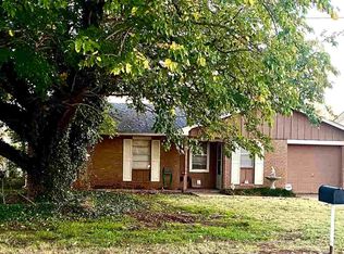 618 E Highview Ave, Frederick, OK 73542