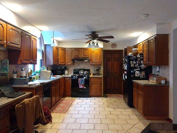 2nd image of 125 Lancaster Ave #1