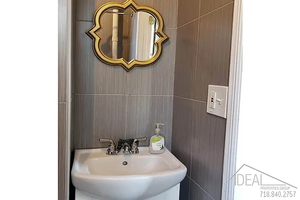 Rented by Ideal Properties Group | media 15