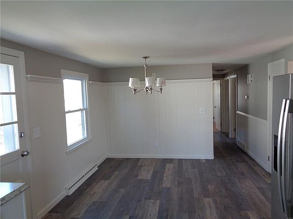 5th image of 65 Brookside Ave