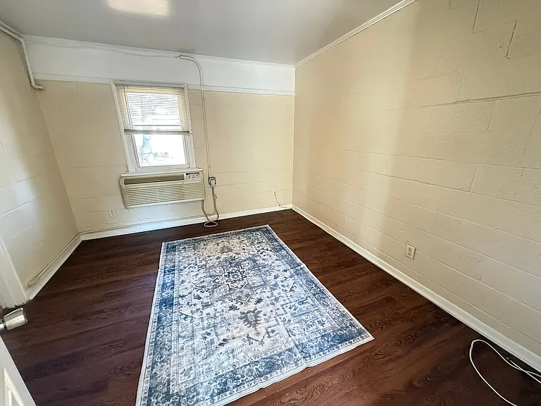 1119-1 Gurley St — Photo 11