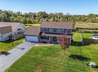393 Everwild Ln, Macedon, NY 14502