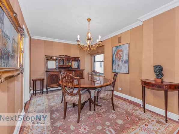 400 East 56th Street image 3 of 25