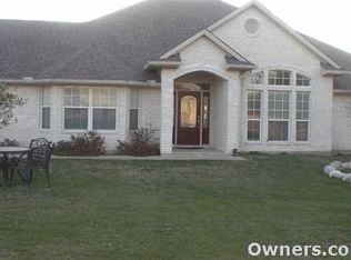 3943 N Us Highway 77, Giddings, TX 78942