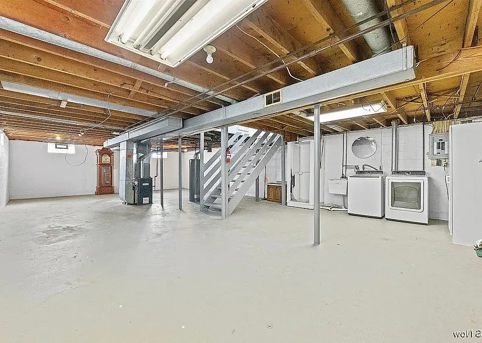 Building Photo - 702 Annapolis Ave #1