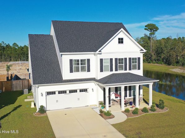 420 Aurora Place, Hampstead, NC 28443