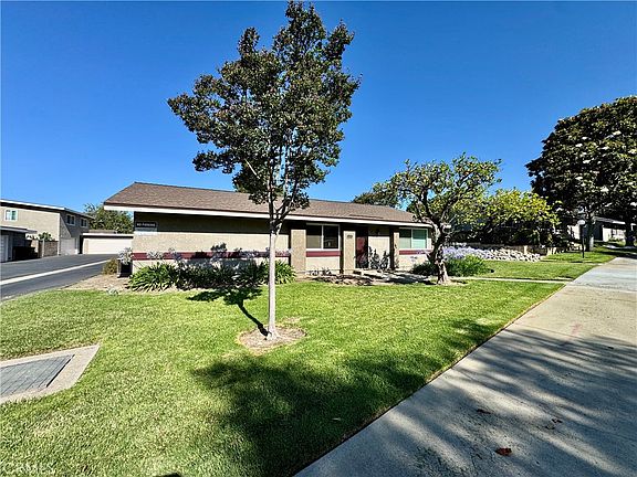 2nd image of 1630 Carmel Cir E