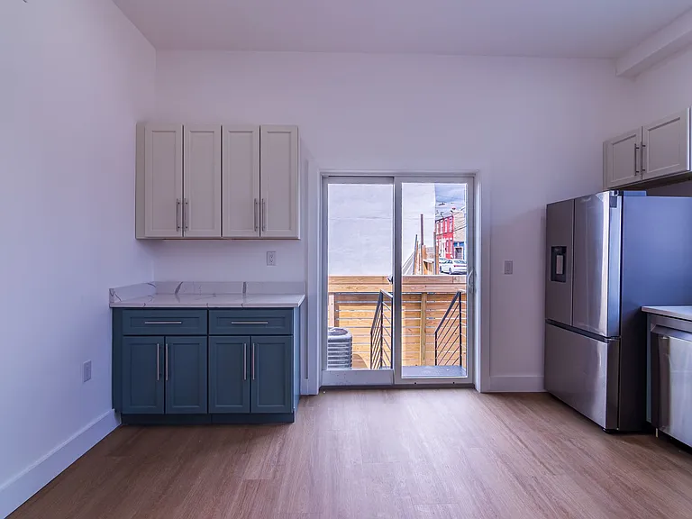 137 E Cumberland St #B — Photo 6
