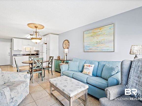 4th image of 400 Plantation Rd #3222