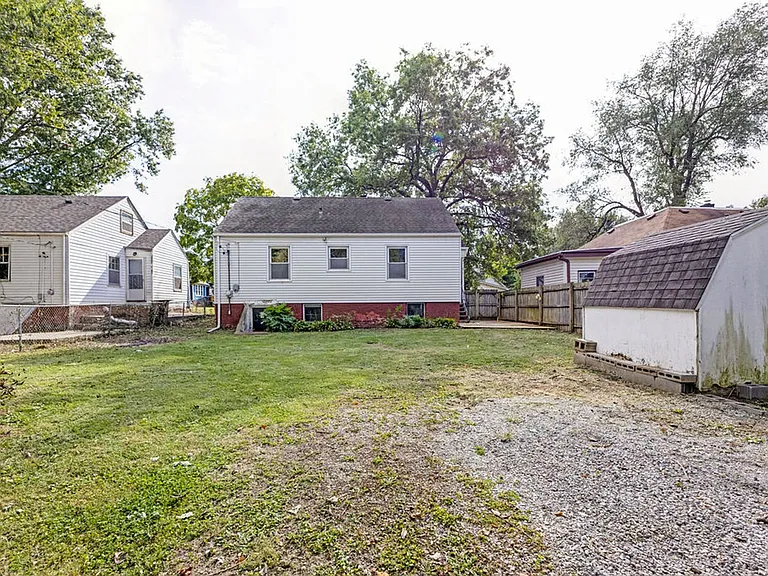 2815 Francis St — Photo 31