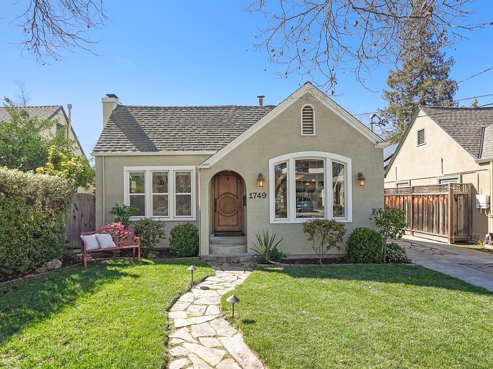 1st image of 1749 Jonathan Ave