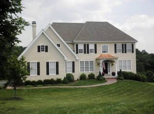 102 Clay Ridge Dr, Landenberg, PA 19350