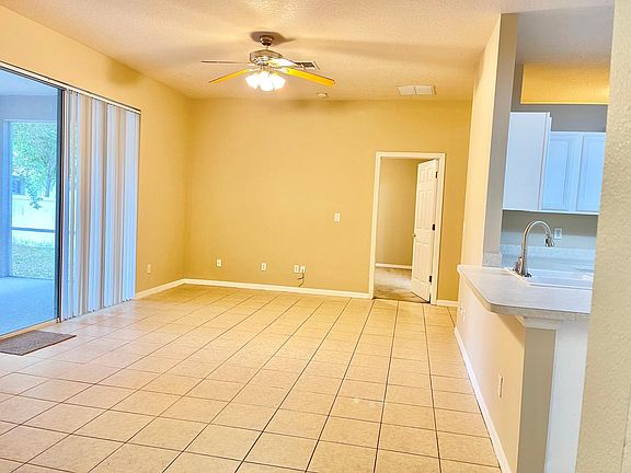 3rd image of 15318 Harvest Blvd