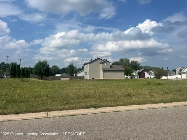 4502 Bowline Ct, Lansing, MI 48911