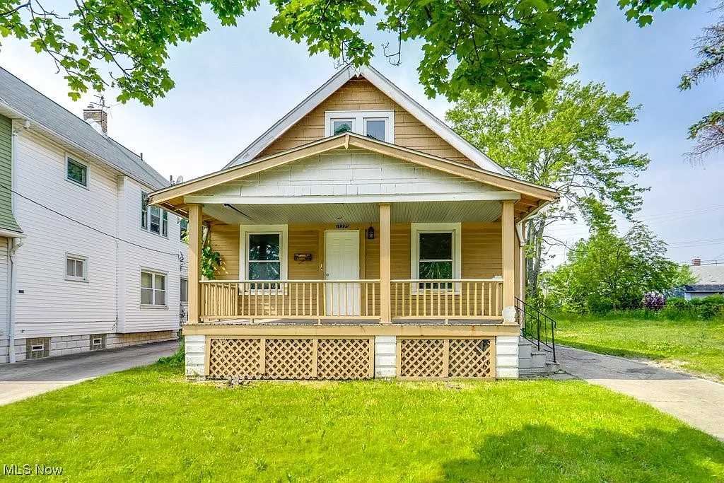 11225 Greenwich Ave photo 1