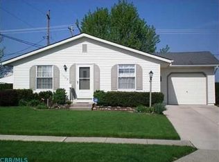 5679 Brookfield Sq W, Columbus, OH