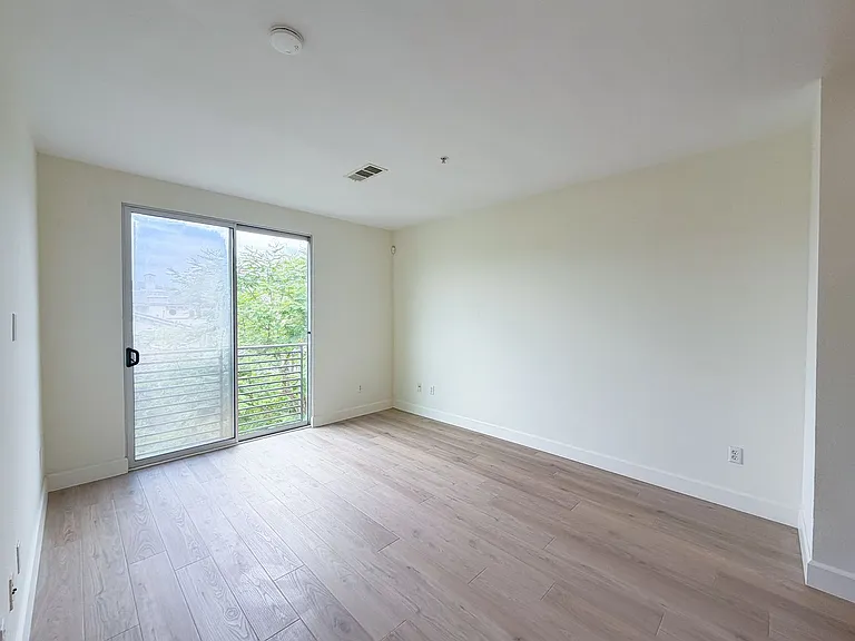 6400 Crescent Park E #407 — Photo 6