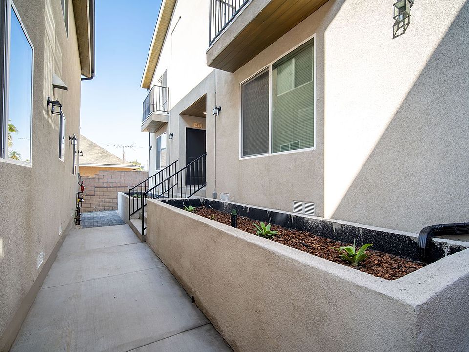 1st image of 2469 E 7th St #2469