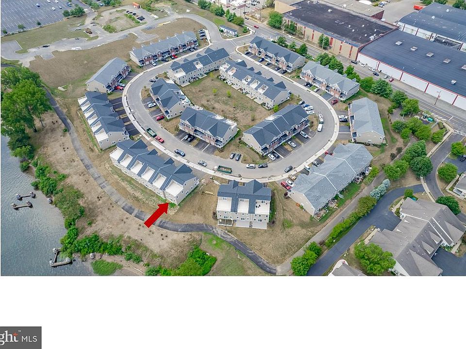 1st image of 16745 River View Cir