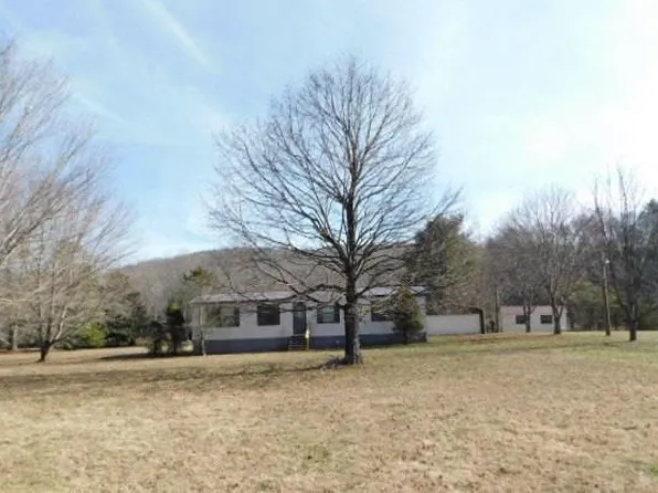 378 Brookside Dr, Forest Hill, WV 24935