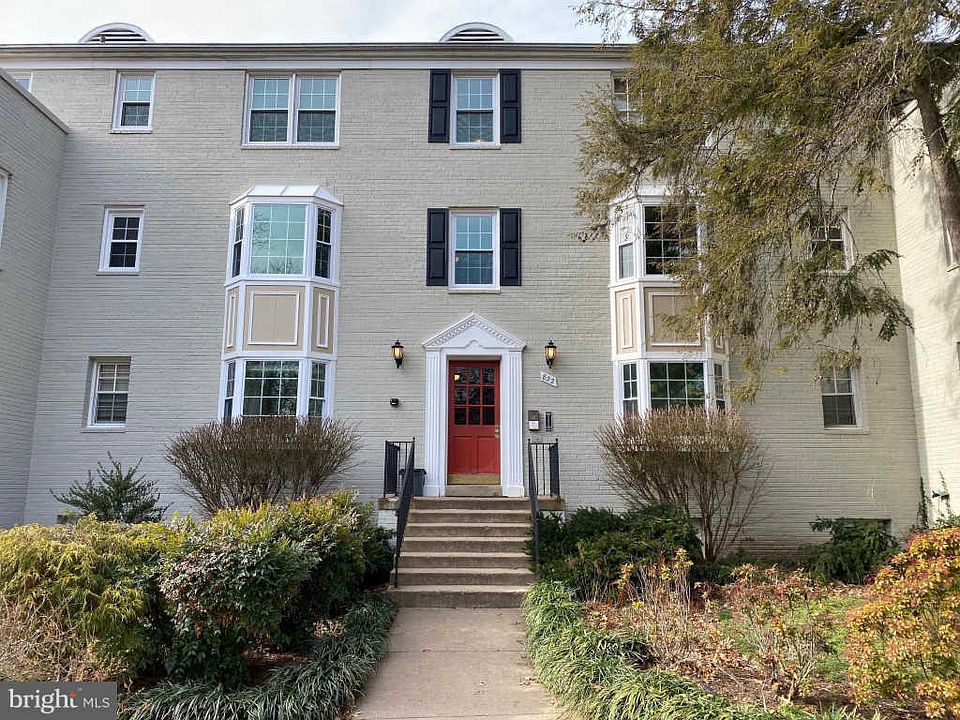1st image of 822 S Arlington Mill Dr #2-303
