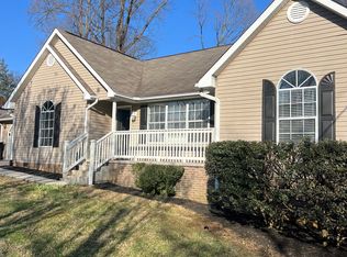 206 Portsmouth Rd, Knoxville, TN 37909