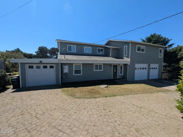 120 NE 56th St, Newport, OR 97365