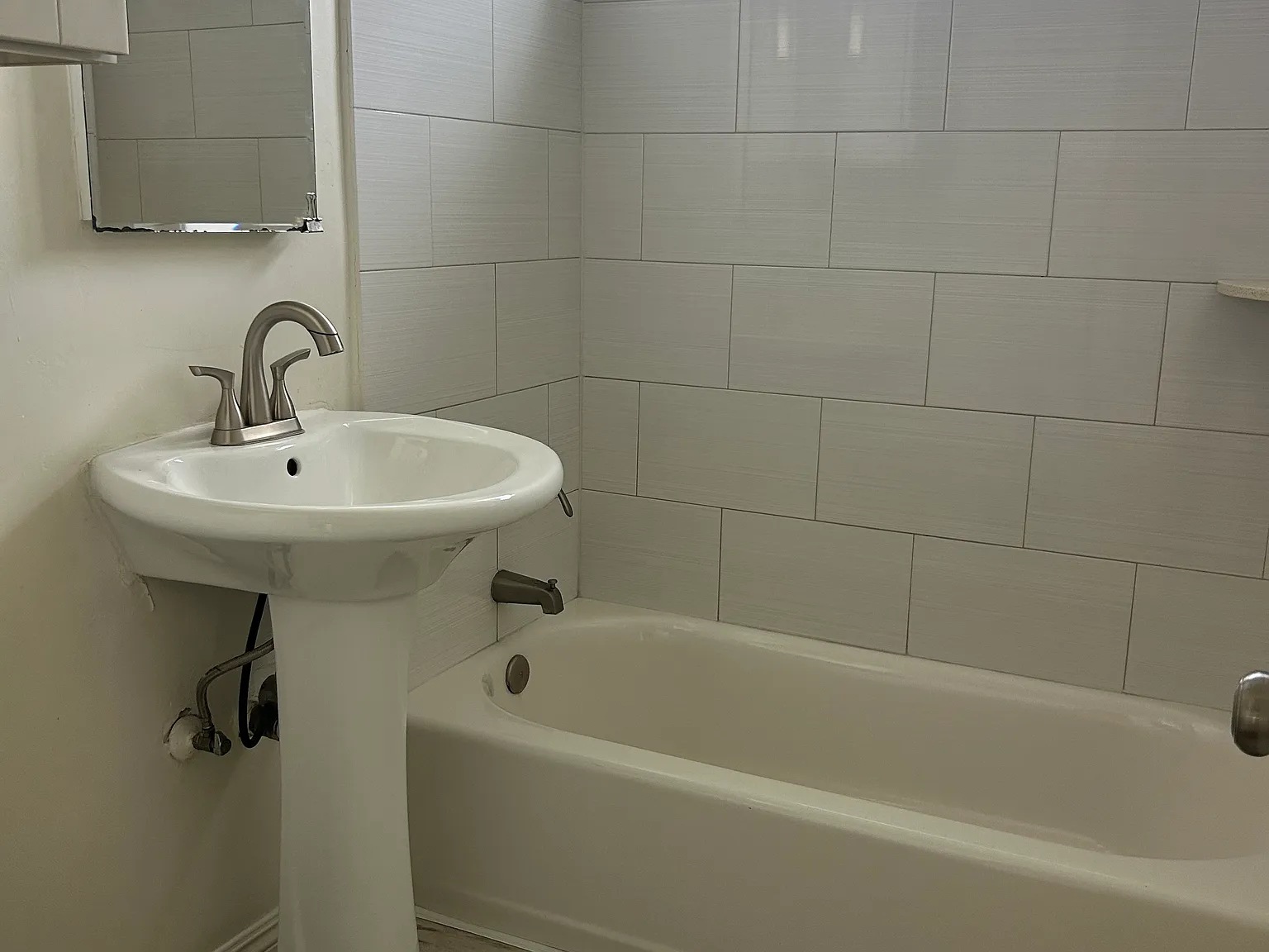 2 bed, $2,100 — Photo 4
