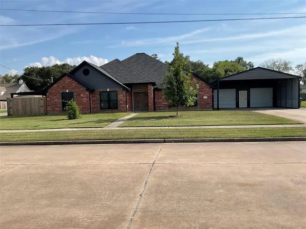 100 Milo St, Dayton, TX 77535