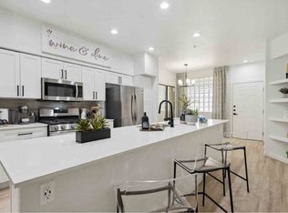 Zone Luxe Apartments, Glendale, AZ 85305