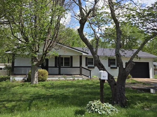 922 S Spruce Street, Buffalo, MO 65622