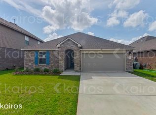 118 E Broussard St, Broussard, LA 70518