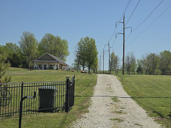 3rd image of 1708 College Park Rd