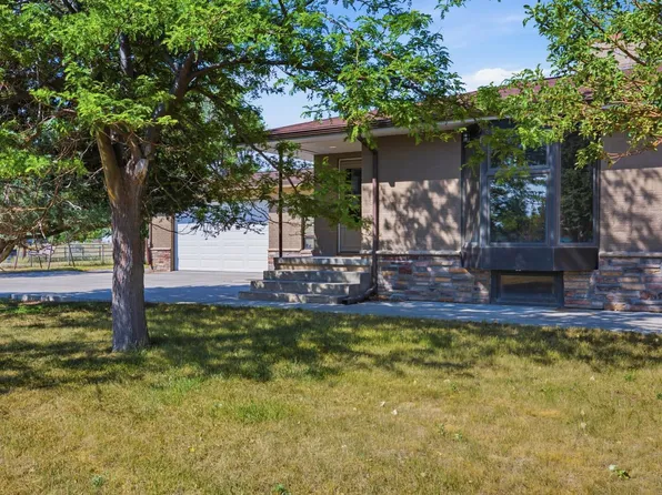 2230 River Meadows Rd, Casper, WY 82604