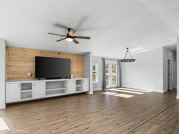 3rd image of 6041 Pentz Rd