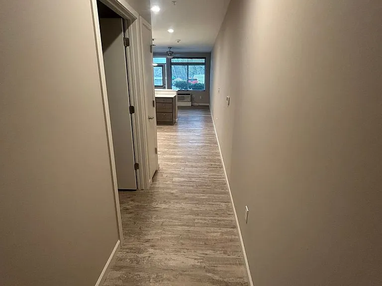 Plaza 93 Apartments — Photo 122