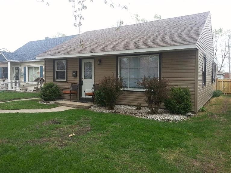 1st image of 7513 Marshall Ave