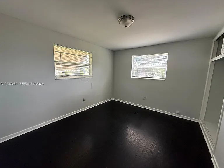 4393 Davis Rd #1 — Photo 3