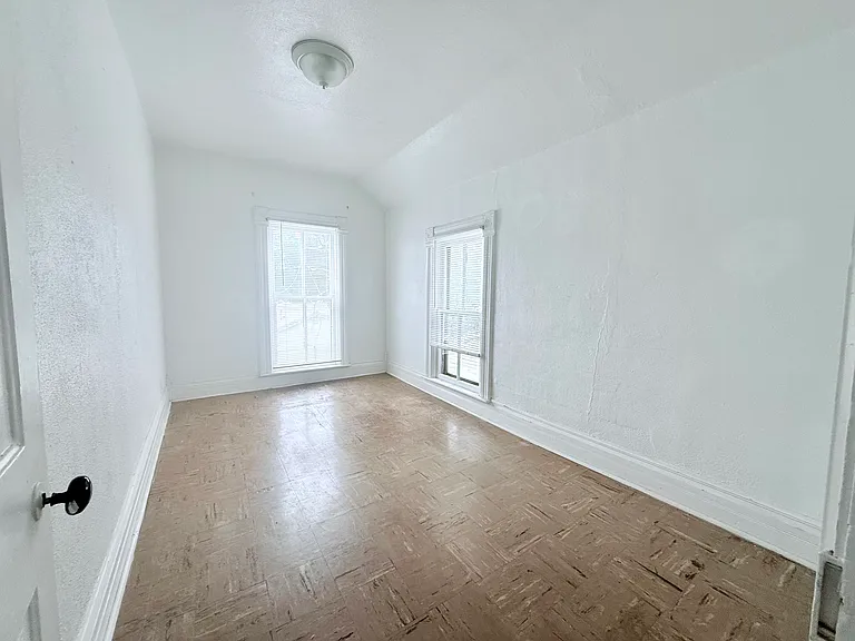 601 Clark St — Photo 26