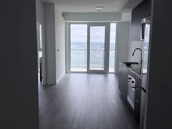 15 Skyridge Dr, Brampton, ON